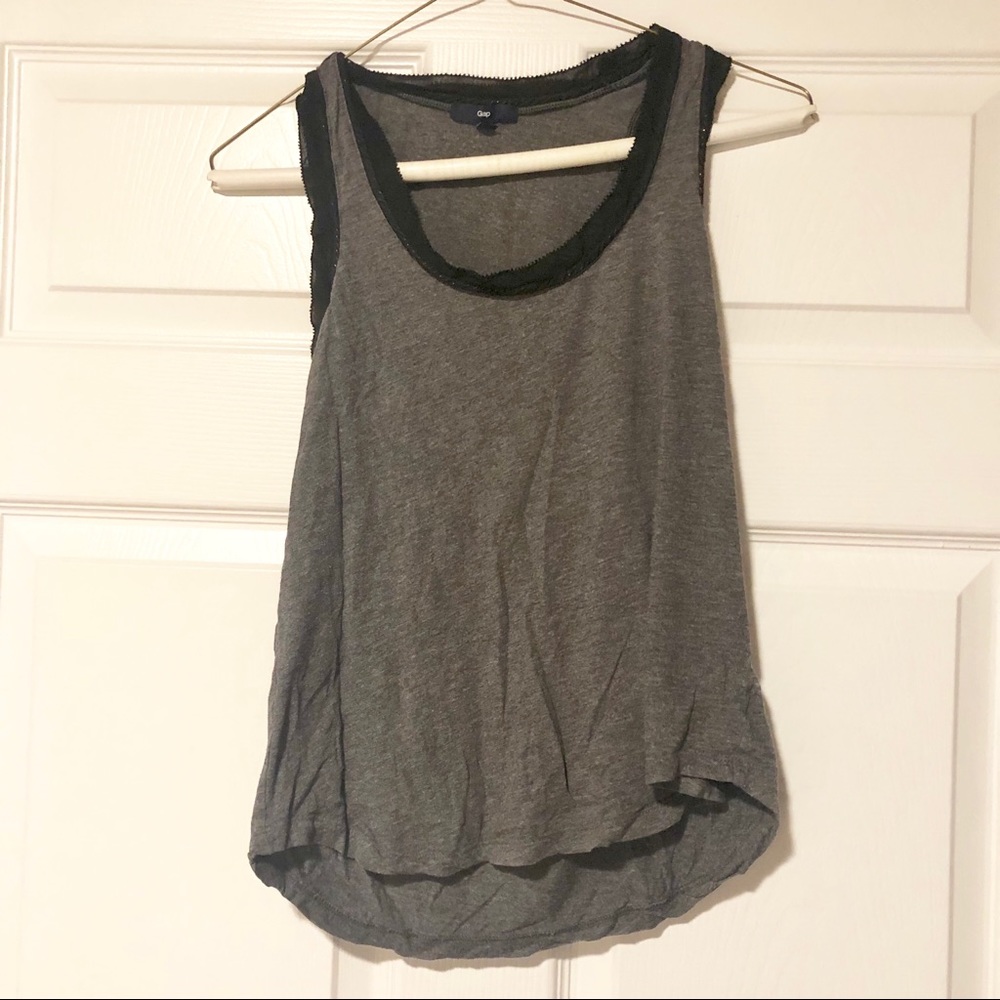 Gap tank gray with chain neckline